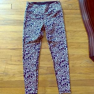 Leopard Victoria secret sport leggings